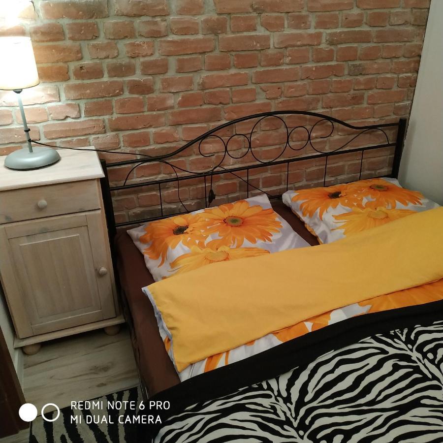 Apartament Pod Zamkiem ออลชติน ภายนอก รูปภาพ